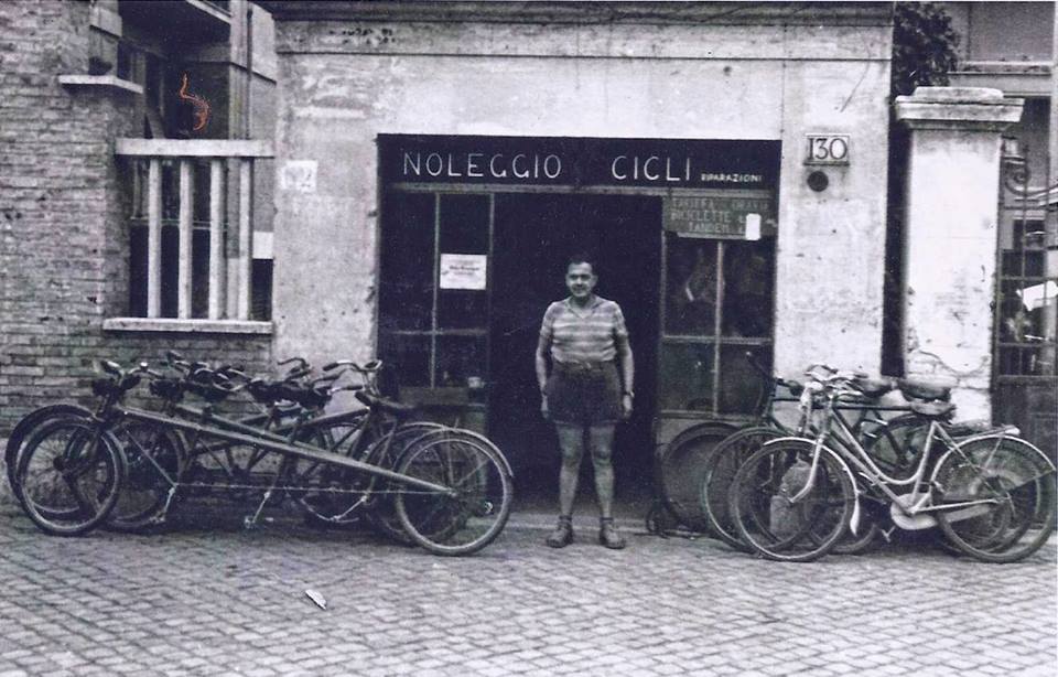 Chiude la bottega storica di biciclette di Mario Revisi
